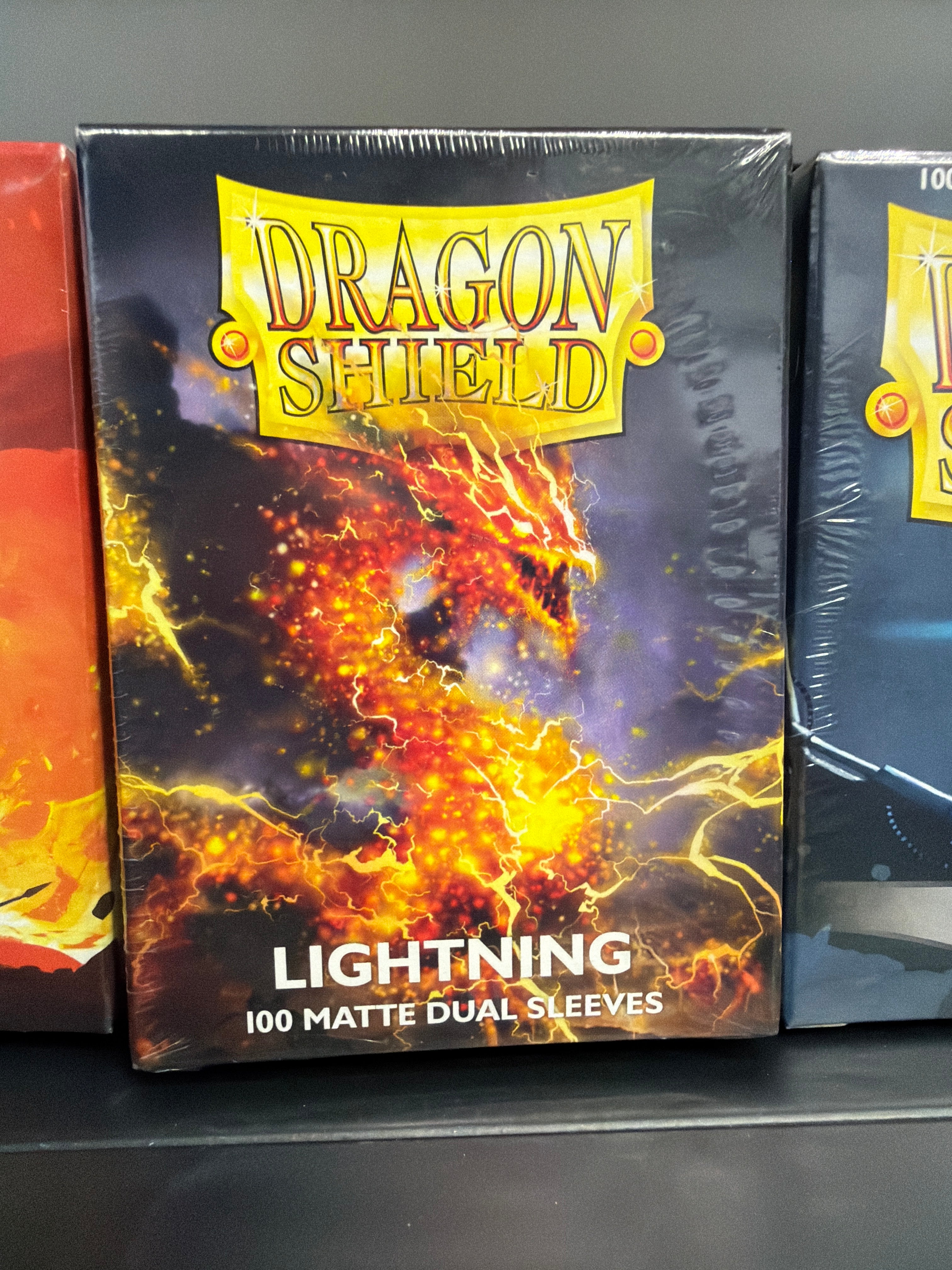 Dragon Shield Dual Matte Lightning