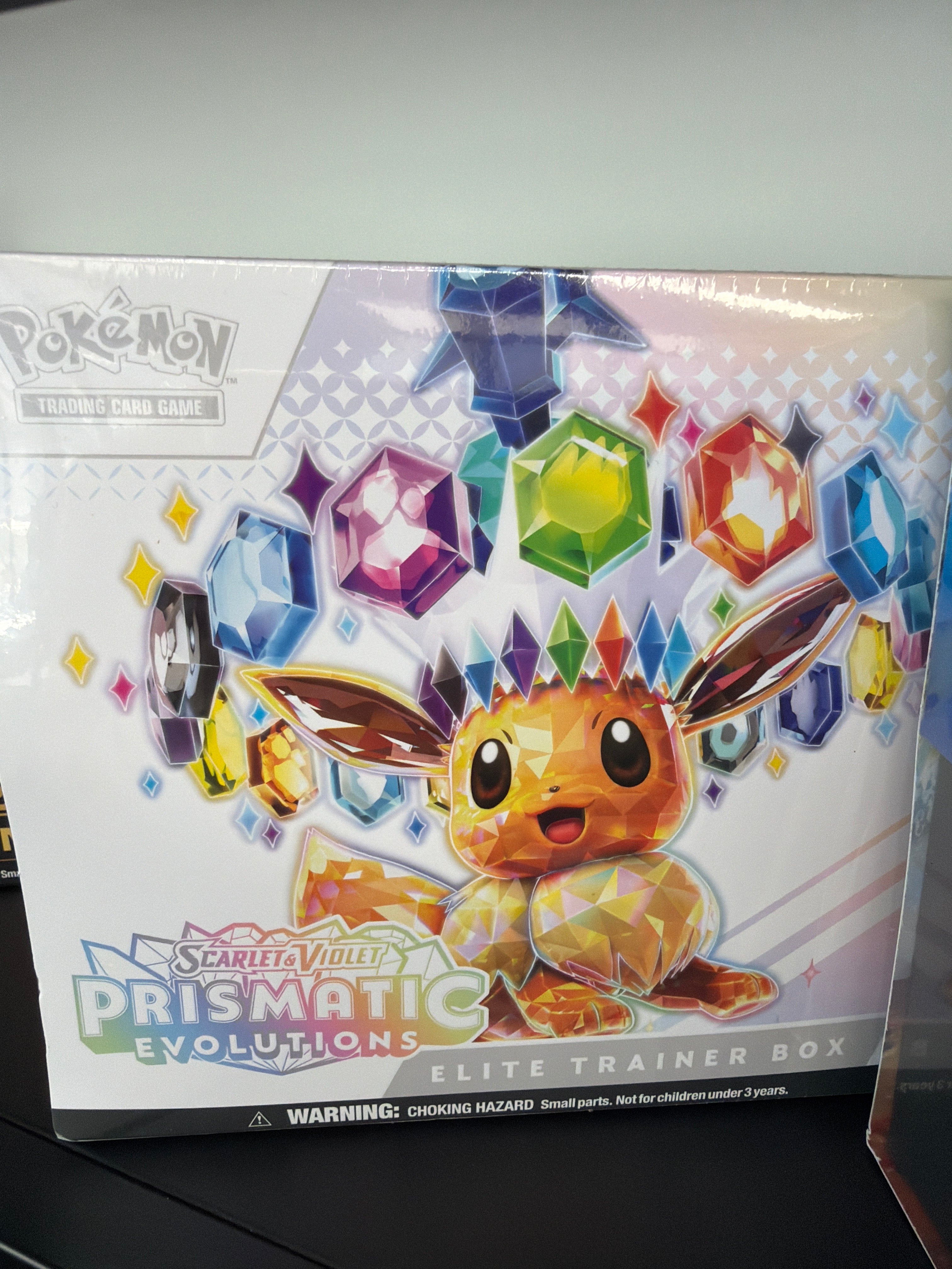 Elite Trainer Box Pokemon Prismatic Evolutions
